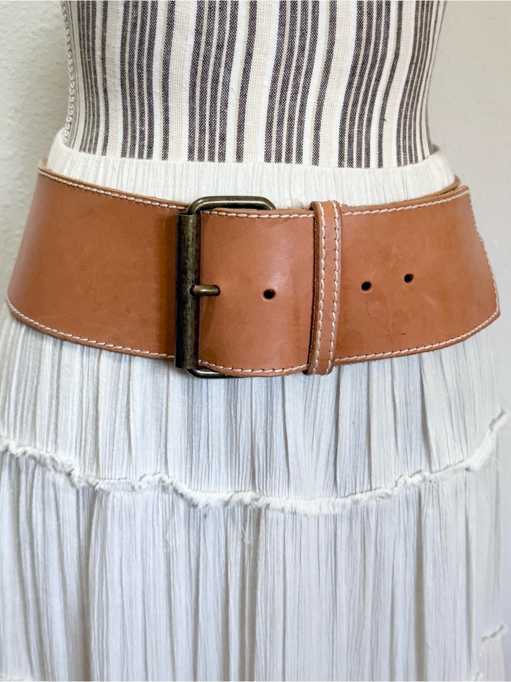 Vintage Y2K Cognac Leather Wide Waist Belt Boho